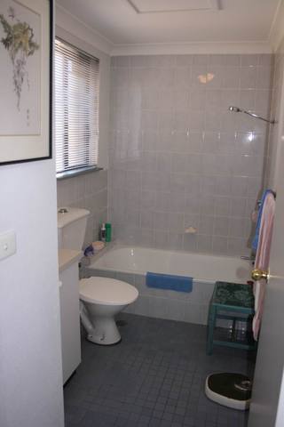 Bathroom (2007-02-14)