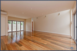 Lounge to Entry (2013-01-31)