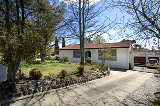 Front of Property (2007-10-04)
