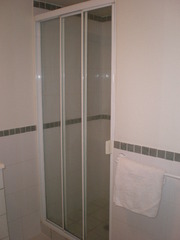 Bathroom (2014-12-09)