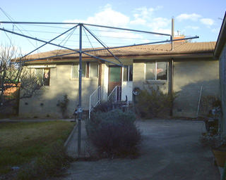 Back of house (2001-07-05)