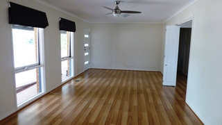 Living Room (2013-12-26)