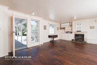 Living room (2015-10-01)