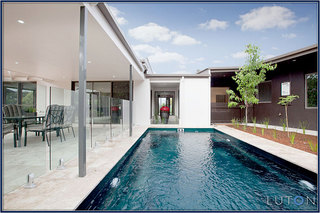 Pool (2012-03-28)