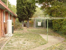 Backyard (2006-04-21)