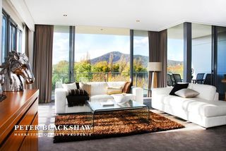 Lounge (2013-05-09)