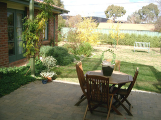 Entertaining area (2004-05-12)