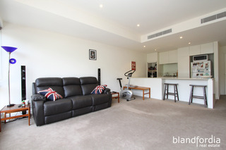 Living Room (2013-01-16)