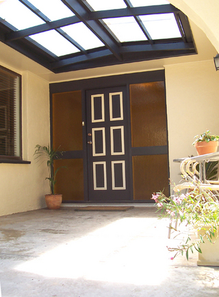 Entrance (2005-11-03)