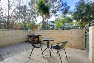 Courtyard (2014-07-25)