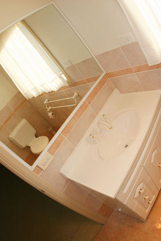 Ensuite (2007-08-25)