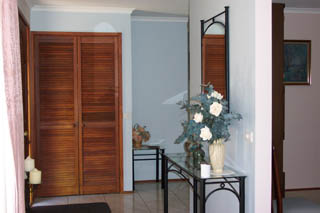 Entrance (2002-10-01)