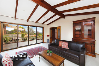 Lounge room (2013-11-14)