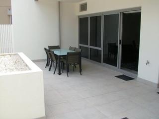 Courtyard (2008-12-08)