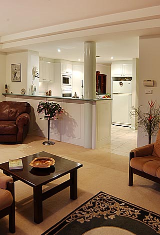 Living room (2003-05-15)
