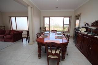 Formal Dining (2014-09-22)