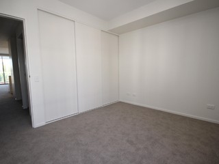 Bedroom (2017-02-22)