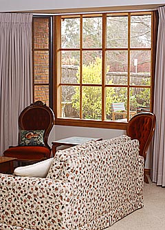 Lounge (2003-10-08)