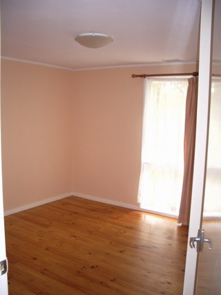 Bed 1 (2006-12-06)