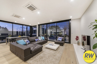 Living Area (2015-10-07)