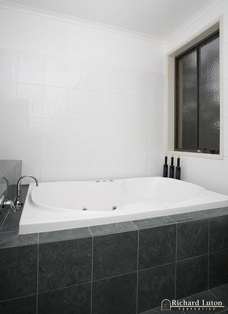 Ensuite (2007-11-29)