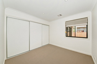 Bedroom 3 (2011-11-09)