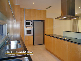Kitchen (2011-10-20)
