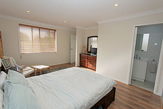 Bedroom 1 (2013-11-21)