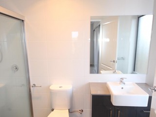 Bathroom (2017-01-17)