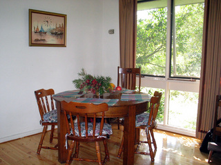 Meals area (2004-12-15)
