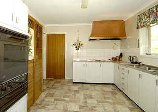 Kitchen (2007-02-01)