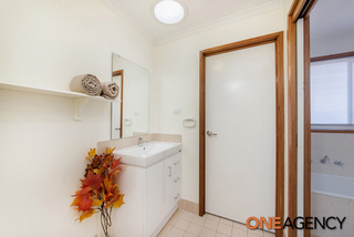 Bathroom (2014-09-23)