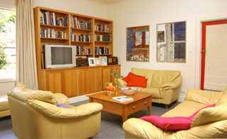 Family room (2003-11-18)