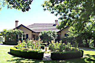 Front view (2005-12-20)
