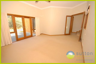 Bedroom 1 (2012-12-07)