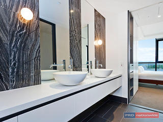 Ensuite (2014-06-11)