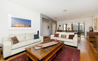 Lounge Room (2013-07-01)