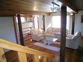 Lounge (2007-08-02)