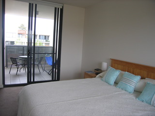 Bedroom 1 (2015-03-31)