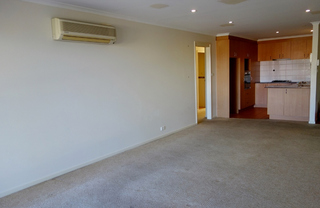 Kitchen/Dining (2013-12-09)