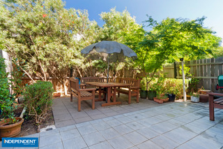 Courtyard (2012-11-10)