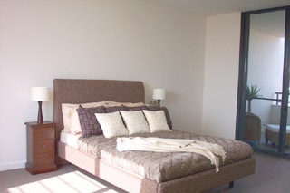 Bed 3 (2005-03-09)