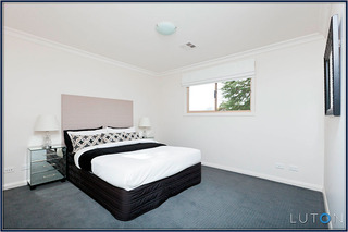 Bedroom (2012-05-08)