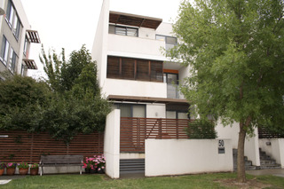 Front View (2012-02-28)