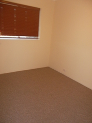 Bedroom 2 (2013-01-15)