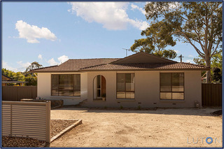Front of house (2013-03-07)