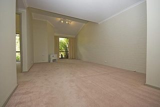 Lounge (2012-03-15)