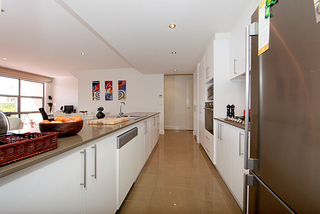 Kitchen (2011-11-01)