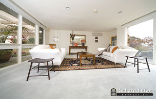 Lounge Room (2008-05-28)