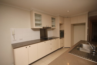 Kitchen (2012-06-06)